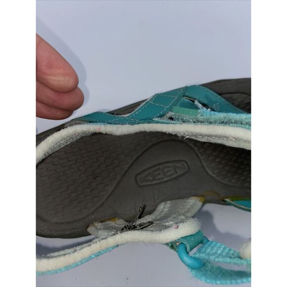 Keen Teal Rose Sandals Closed Toe Strappy Blue Gray Girls Size US 5 - Picture 3 of 7